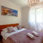 Lägenhet Two-bedroom In Prigradica