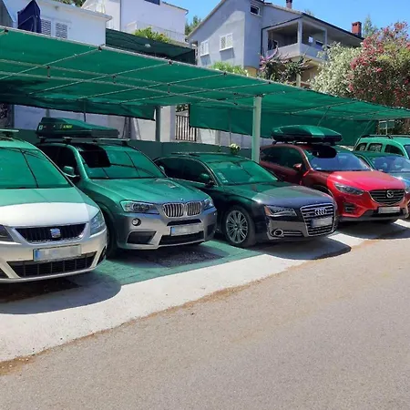 Appartement Two-bedroom In Prigradica