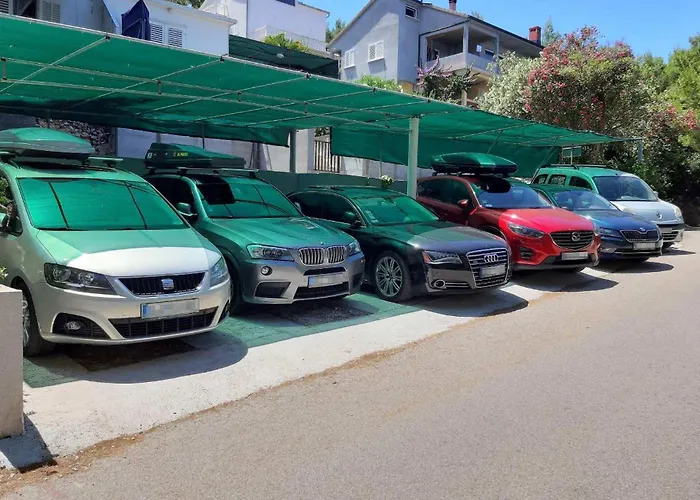 Apartament Two-bedroom In Prigradica